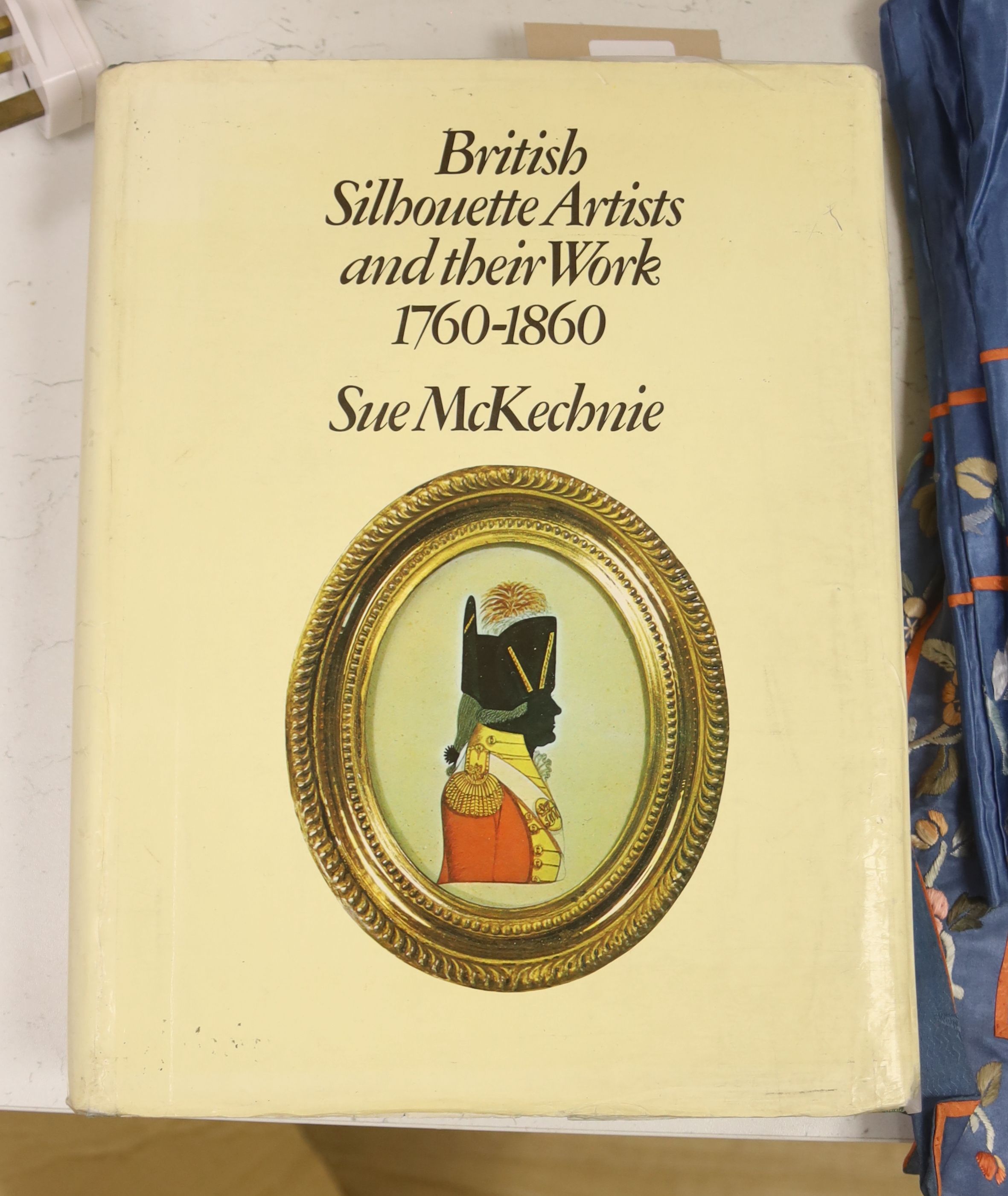 Sue McKechnie, British Silhouette Artists and their Work 1760-1860, one vol